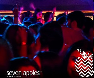 SEVEN APPLES